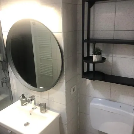 Oancea Butoaie - Decomandat Cu 2 Dormitoare Apartmán *